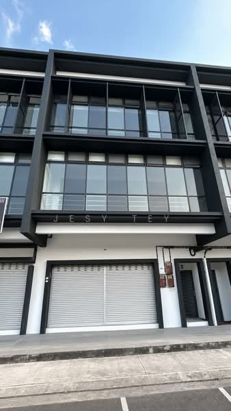 Shop / Office for Rent in Bandar Cemerlang (Ulu Tiram) - Jesy Tey - Exterior - PropertyGuru.com.my