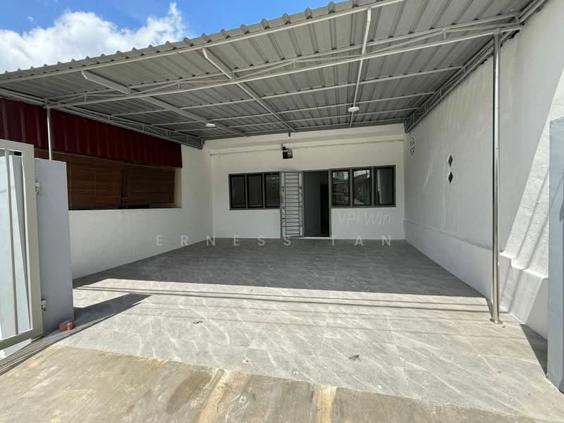 1-storey Terraced House for Sale in Taman Gelang Emas (Gelang Patah) - Erness Tan - Exterior - PropertyGuru.com.my