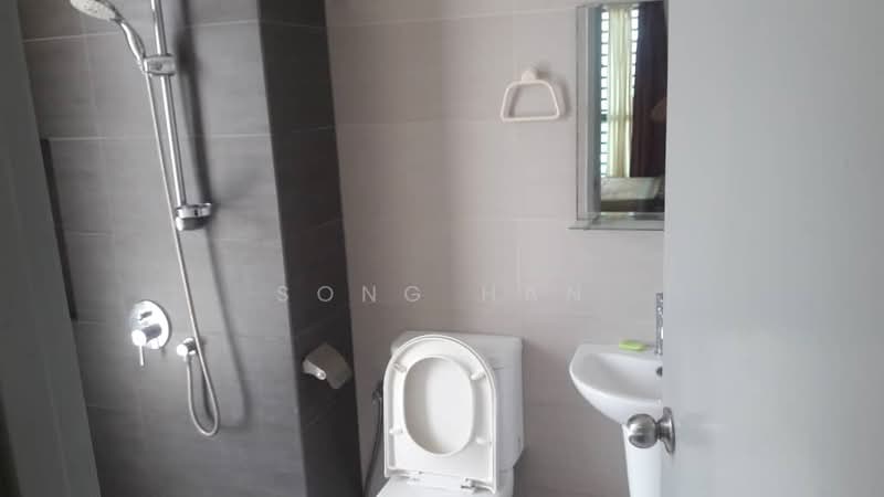 Servis Apartment untuk Disewa di Cybersquare - Song Han - Bathroom - PropertyGuru.com.my