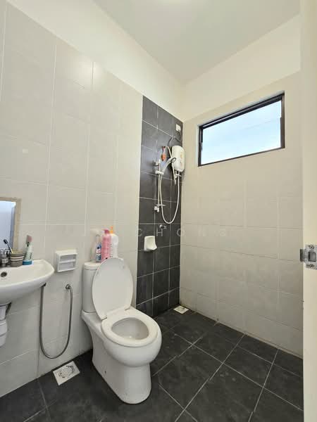 2-storey Terraced House for Rent in Setia Ecohill (Semenyih) - JX Chong - Bathroom - PropertyGuru.com.my