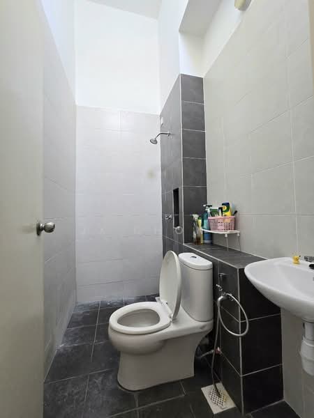 2-storey Terraced House for Rent in Setia Ecohill (Semenyih) - JX Chong - Bathroom - PropertyGuru.com.my