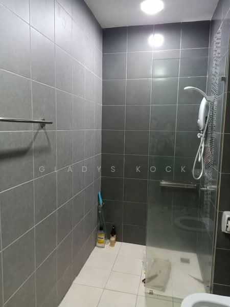 Condominium for Rent at Solaria Residences - Gladys Kock - Bathroom - PropertyGuru.com.my