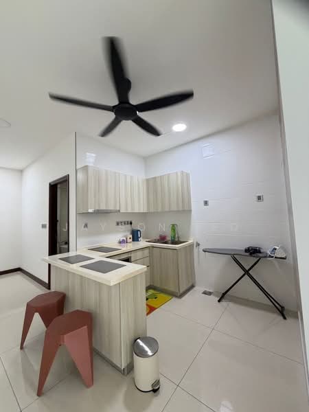 Servis Apartment untuk Disewa di Paragon Suites @ CIQ - Jayson Teo - Kitchen - PropertyGuru.com.my
