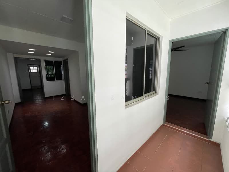 1.5-storey Terraced House for Sale in Bandar Baru Sri Petaling (Sri Petaling) - Izzat Zamros - Interior - PropertyGuru.com.my