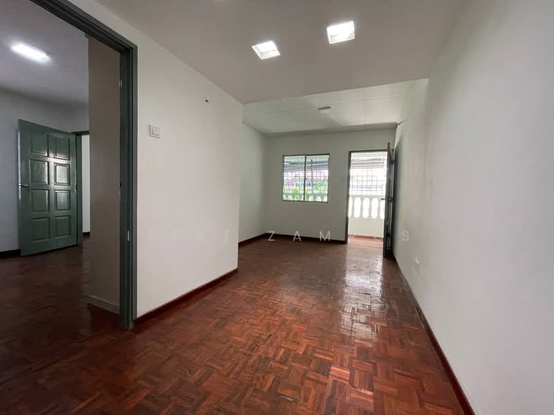 1.5-storey Terraced House for Sale in Bandar Baru Sri Petaling (Sri Petaling) - Izzat Zamros - Interior - PropertyGuru.com.my