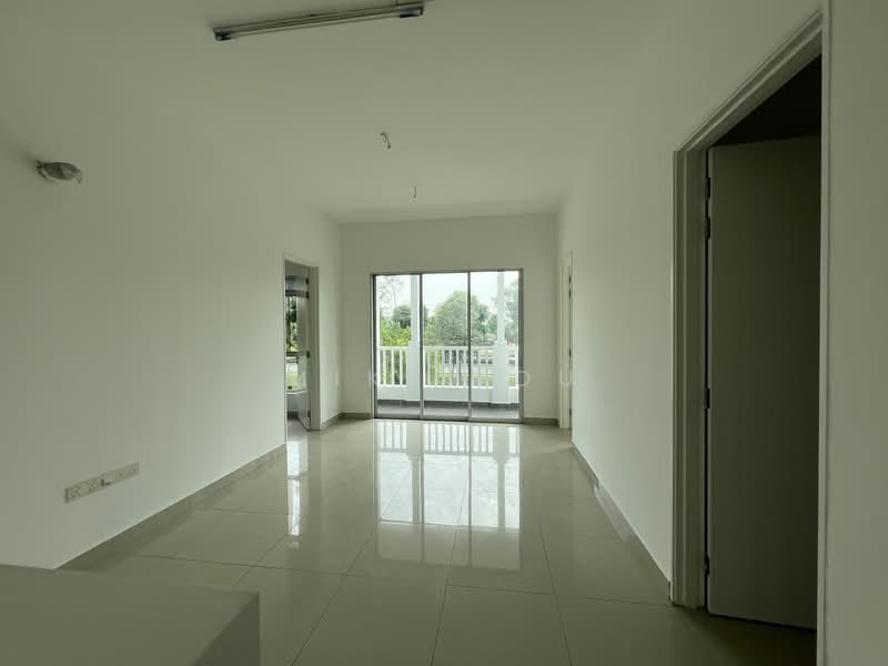 2-storey Terraced House for Sale in Kota Kemuning (Shah Alam) - Miki You - Living Room - PropertyGuru.com.my