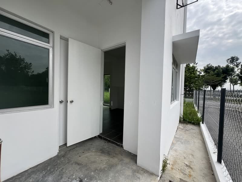 2-storey Terraced House for Sale in Kota Kemuning (Shah Alam) - Miki You - Exterior - PropertyGuru.com.my