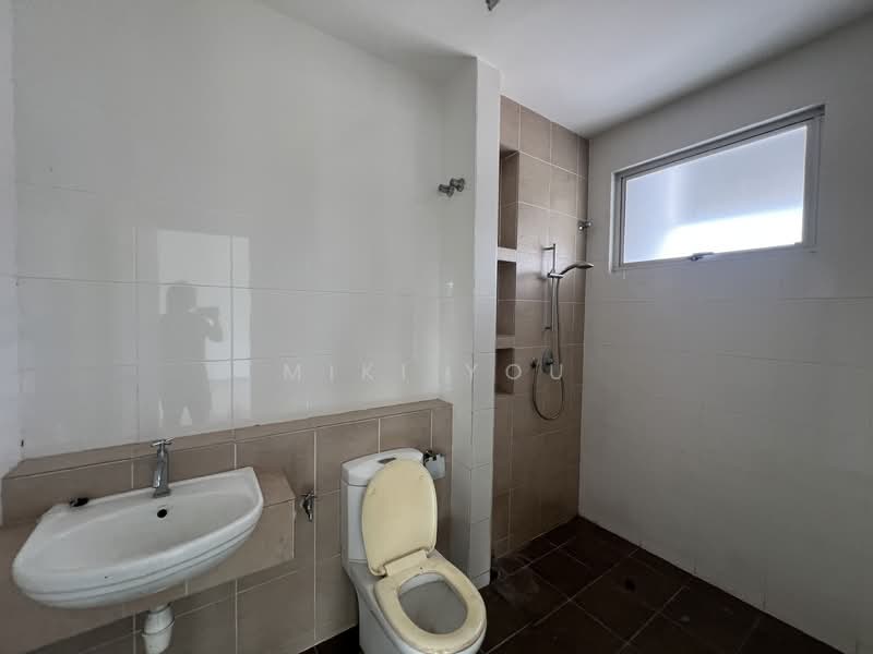 2-storey Terraced House for Sale in Kota Kemuning (Shah Alam) - Miki You - Bathroom - PropertyGuru.com.my