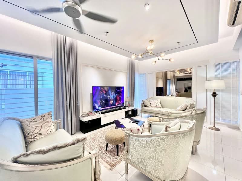 Rumah Berkembar untuk Dijual di Tropicana Heights (Kajang) - Niesya Shuekry - Living Room - PropertyGuru.com.my
