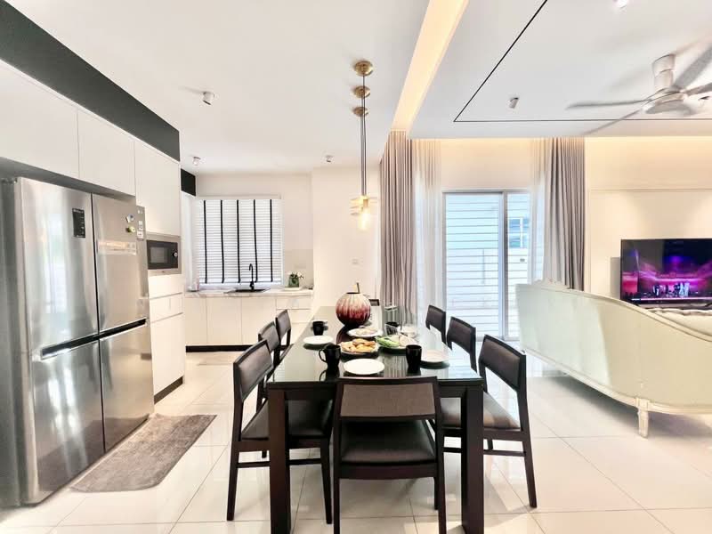 Rumah Berkembar untuk Dijual di Tropicana Heights (Kajang) - Niesya Shuekry - Kitchen - PropertyGuru.com.my