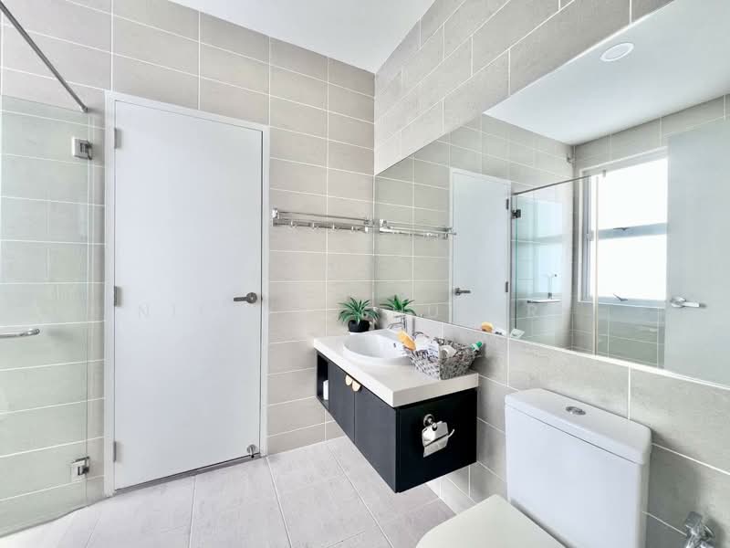 Rumah Berkembar untuk Dijual di Tropicana Heights (Kajang) - Niesya Shuekry - Bathroom - PropertyGuru.com.my