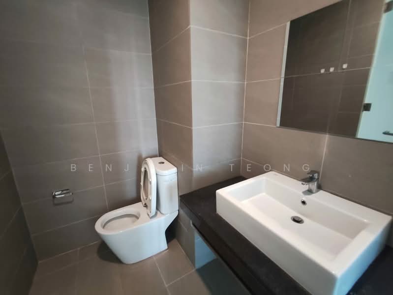 Servis Apartment untuk Disewa di Tropicana Gardens - Benjamin Teong - Bathroom - PropertyGuru.com.my