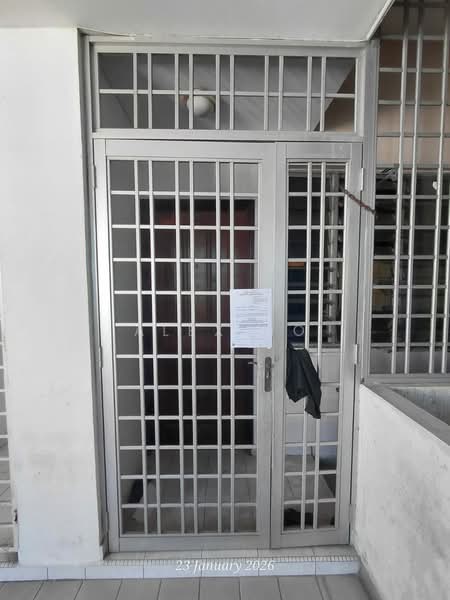 Kondominium untuk Dijual di N-Park Condominium - Alex Ho - Entrance - PropertyGuru.com.my