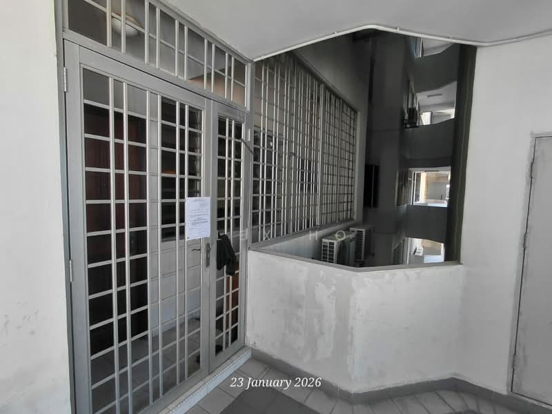 Kondominium untuk Dijual di N-Park Condominium - Alex Ho - Entrance - PropertyGuru.com.my