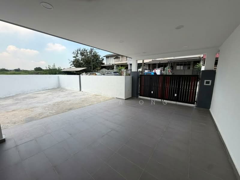 Rumah Teres 2 Tingkat untuk Dijual di Taman Johor Jaya (Johor Bahru) - Claira Ong - Exterior - PropertyGuru.com.my