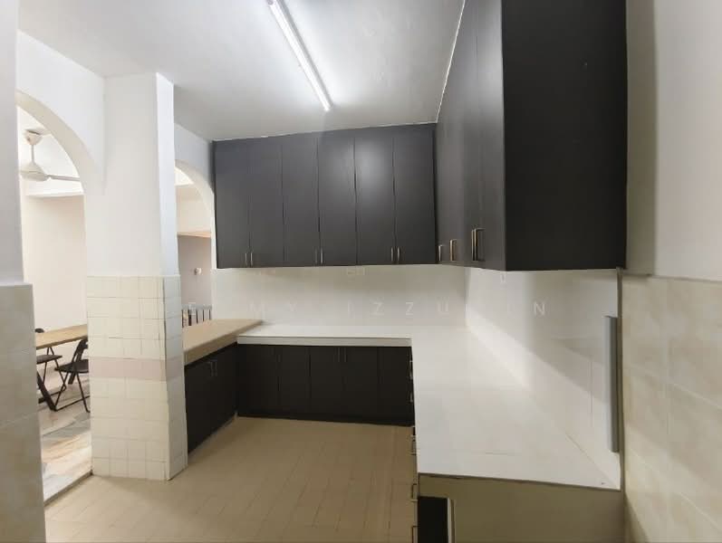 2-storey Terraced House for Sale in Seksyen 5 Wangsa Maju (Wangsa Maju) - HELMY IZZUDIN - Kitchen - PropertyGuru.com.my