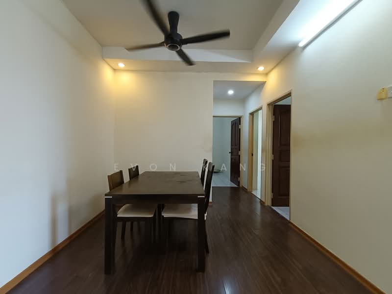 Kondominium untuk Dijual di Vistaria Condominium - Evon Kang - Dining Room - PropertyGuru.com.my