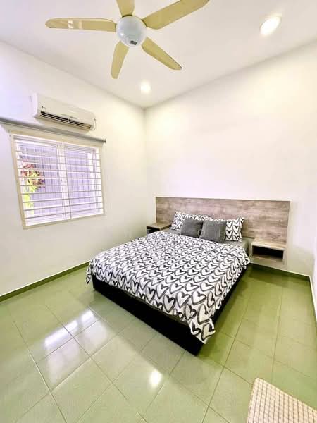 1-storey Terraced House for Rent in Taman Abad (Johor Bahru) - Kent Loi - Bedroom - PropertyGuru.com.my