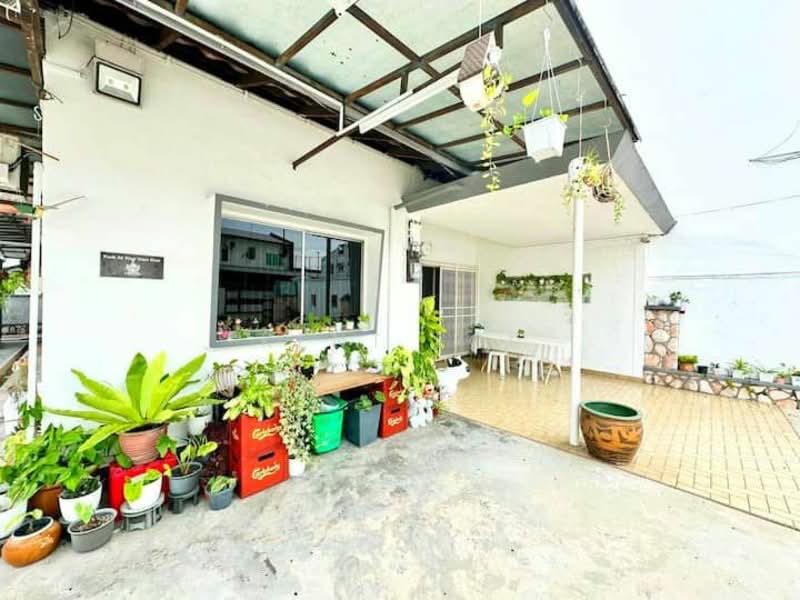 1-storey Terraced House for Rent in Taman Abad (Johor Bahru) - Kent Loi - Exterior - PropertyGuru.com.my