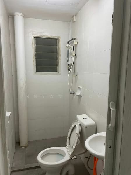 Apartment for Rent at Kemuning Aman - Bryan Yeoh - Bathroom - PropertyGuru.com.my