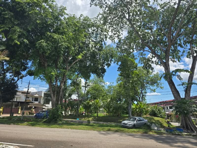 Rumah Berkembar untuk Dijual di Taman Tasek (Johor Bahru) - Au Yong Lucy - Exterior - PropertyGuru.com.my
