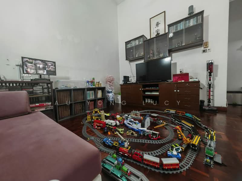 Rumah Berkembar untuk Dijual di Taman Tasek (Johor Bahru) - Au Yong Lucy - Living Room - PropertyGuru.com.my