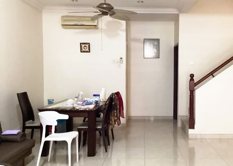 2-storey Terraced House for Sale in Bandar Puteri Puchong (Puchong) - Hann . - Dining Room - PropertyGuru.com.my