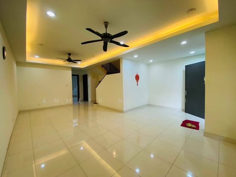 Rumah Teres 2 Tingkat untuk Dijual di Alam Impian (Shah Alam) - Ammeer Nadzrai - Living Room - PropertyGuru.com.my