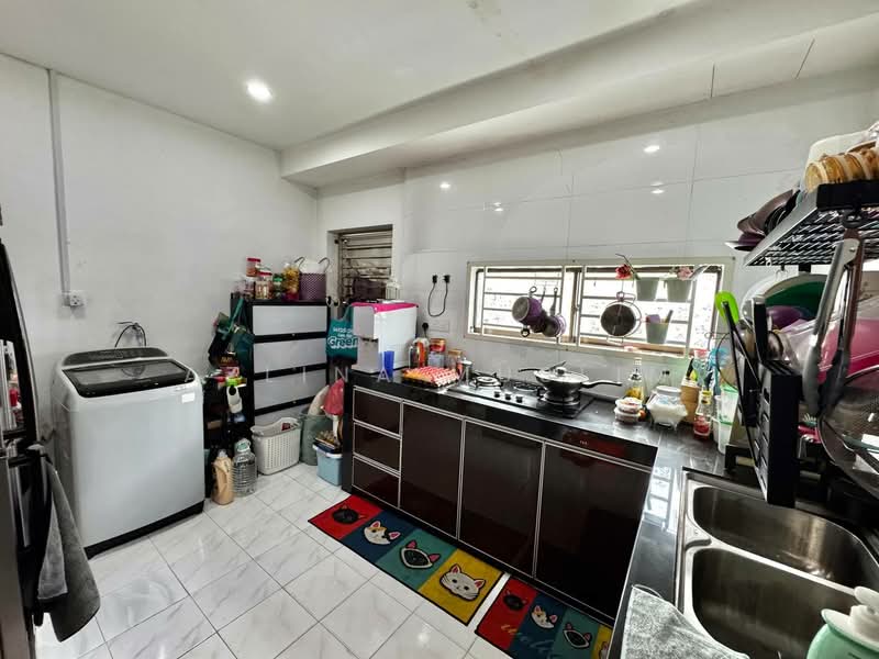 Rumah Teres 2 Tingkat untuk Dijual di Taman Desa Cemerlang (Ulu Tiram) - Azlina Muslim - PropertyGuru.com.my
