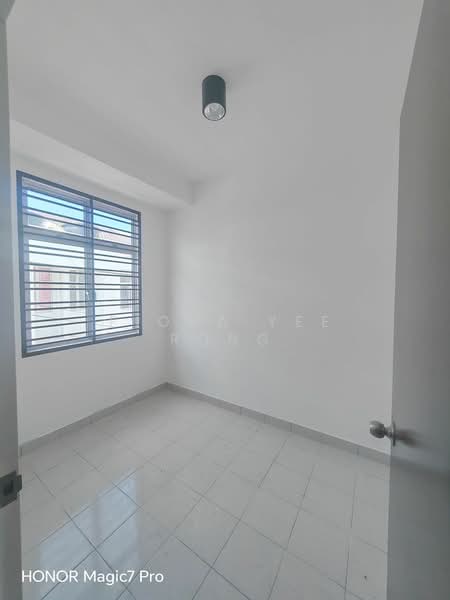 Townhouse for Rent in Bandar Putra (Kulai) - Fiona Yee Rong - Interior - PropertyGuru.com.my