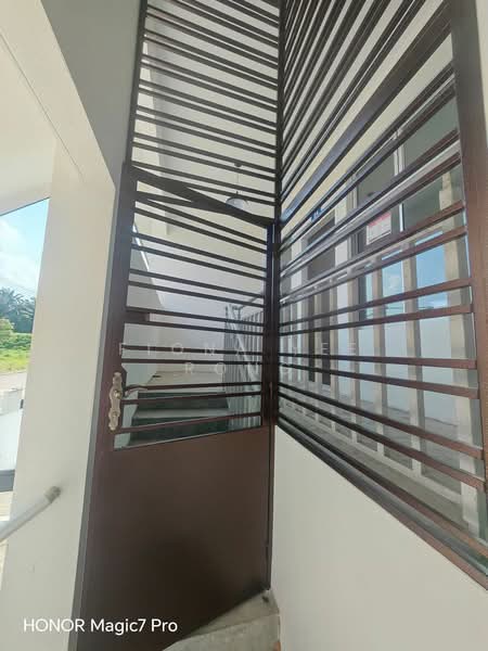 Townhouse for Rent in Bandar Putra (Kulai) - Fiona Yee Rong - Entrance - PropertyGuru.com.my
