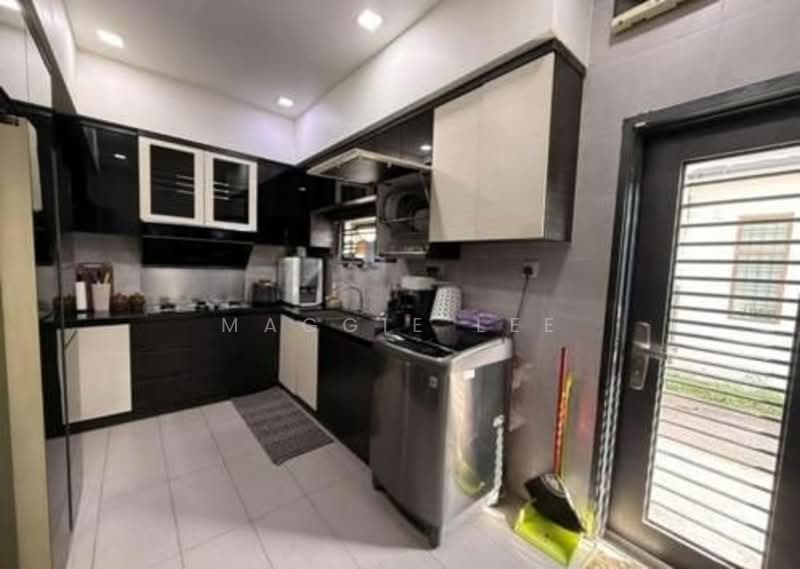 2-storey Terraced House for Sale in Taman Pulai Hijauan (Skudai) - Maggie Lee - Kitchen - PropertyGuru.com.my