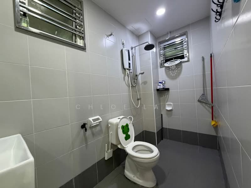 Rumah Teres 2 Tingkat untuk Dijual di Pulai (Johor) - Chloe Lai - Bathroom - PropertyGuru.com.my