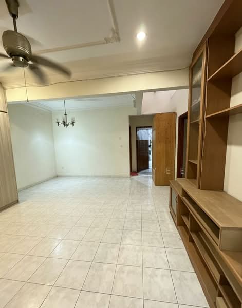 Rumah Teres 2 Tingkat untuk Dijual di Jalan Klang Lama (Old Klang Road) (Kuala Lumpur) - Jayden Yee - Living Room - PropertyGuru.com.my