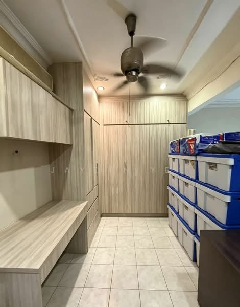 Rumah Teres 2 Tingkat untuk Dijual di Jalan Klang Lama (Old Klang Road) (Kuala Lumpur) - Jayden Yee - Study - PropertyGuru.com.my