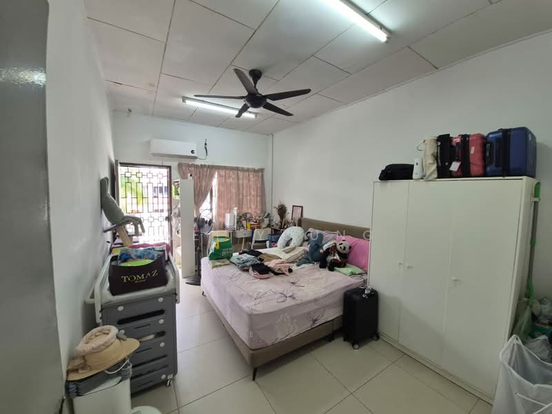 2-storey Terraced House for Sale in SS2 (Petaling Jaya) - Wei Young - Bedroom - PropertyGuru.com.my