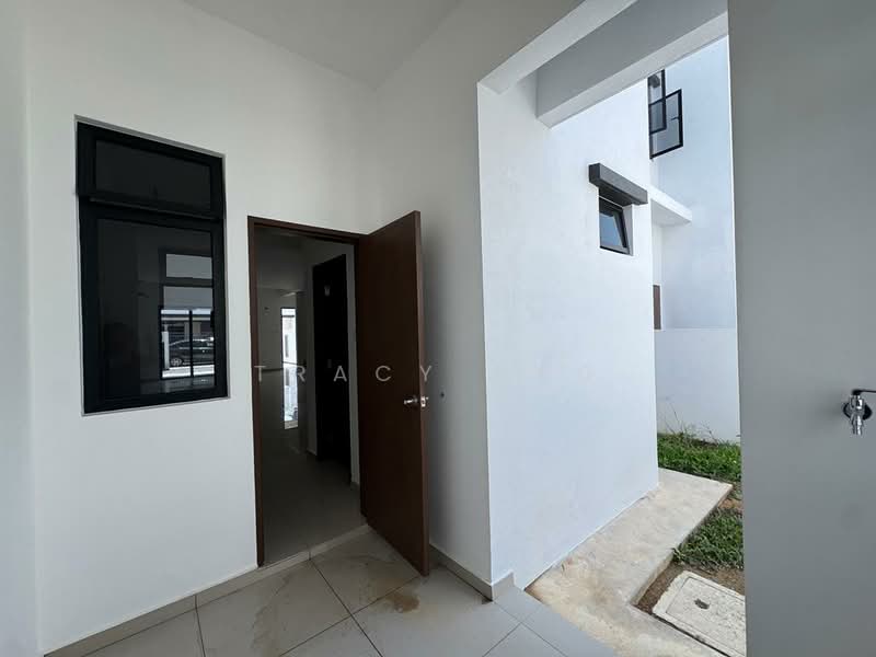 Rumah Teres 2 Tingkat untuk Dijual di Bandar Dato Onn (Tebrau) - Tracy Ong - Exterior - PropertyGuru.com.my