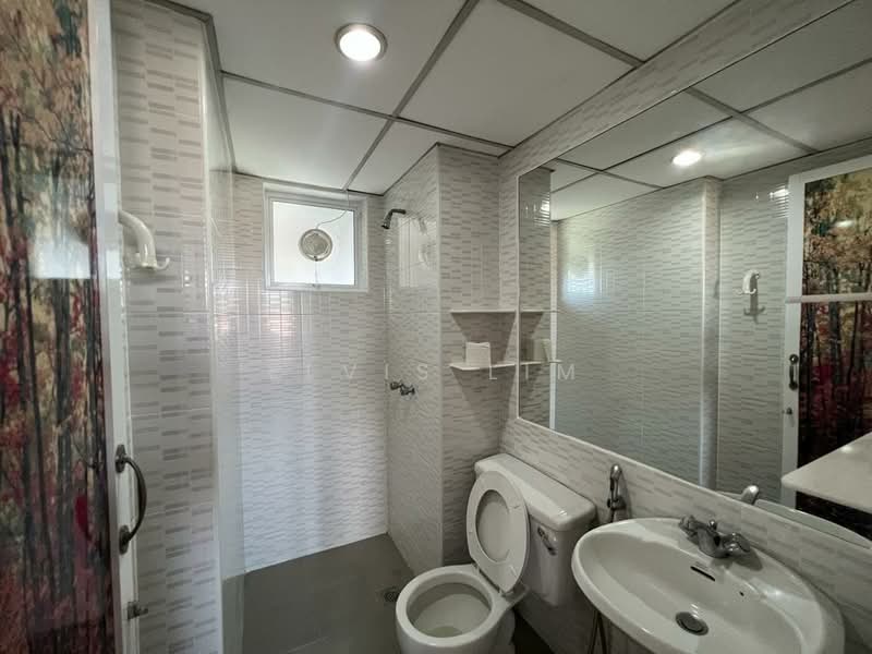 Kondominium untuk Disewa di Sri York Condominium - Elvis Lim - Bathroom - PropertyGuru.com.my