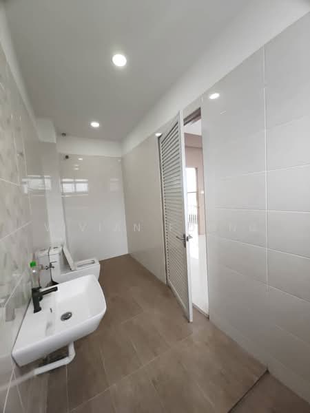Rumah Berkembar untuk Disewa di Panorama Lapangan Perdana (Ipoh) - Vivian Foong - Bathroom - PropertyGuru.com.my
