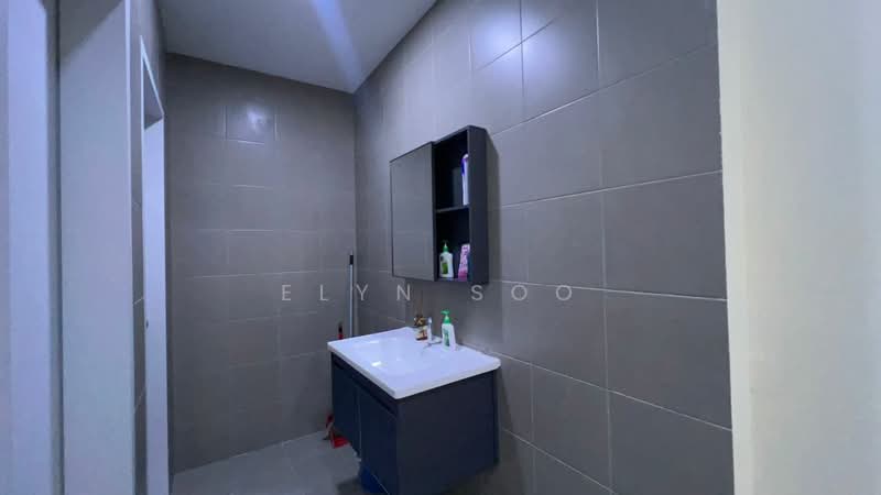 Kedai untuk Disewa di Twentyfive7 (Tanjong Duabelas) - Elyn Soo - Bathroom - PropertyGuru.com.my
