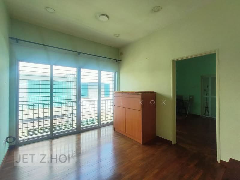 Cluster House for Sale in Bandar Parklands (Klang) - Daniel Kok - Living Room - PropertyGuru.com.my
