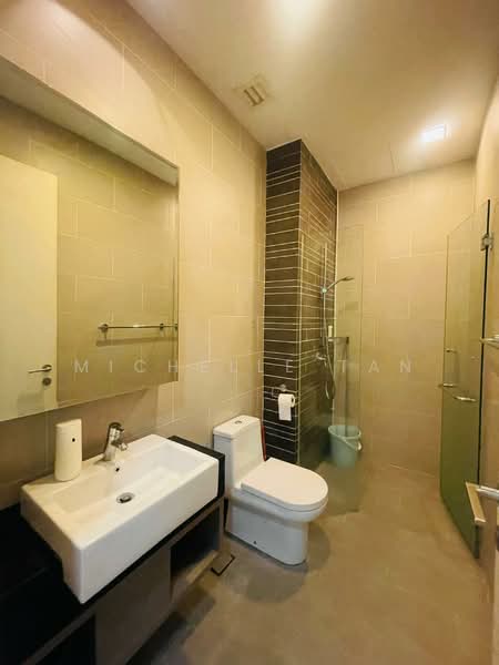 Servis Apartment untuk Dijual di Laman Ceylon - Michelle Tan - Bathroom - PropertyGuru.com.my