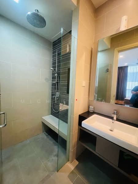 Servis Apartment untuk Dijual di Laman Ceylon - Michelle Tan - Bathroom - PropertyGuru.com.my