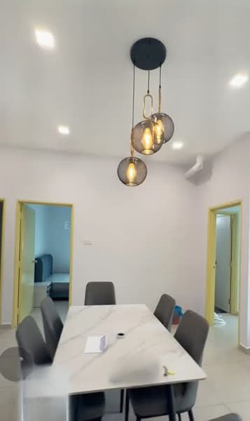 Pangsapuri untuk Disewa di Seri Molek Perdana - Eve Neo - Dining Room - PropertyGuru.com.my