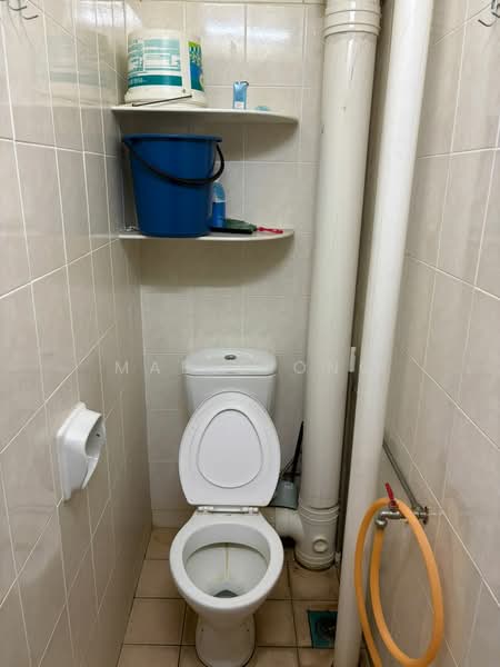 Pangsapuri untuk Disewa di Permai Jaya - Mable Ong - Bathroom - PropertyGuru.com.my