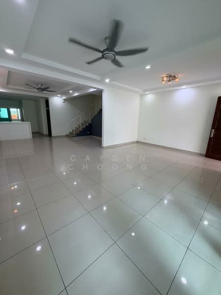 Rumah Teres untuk Dijual di Kampung Perlis (Bayan Lepas) - Cayden Choong - Living Room - PropertyGuru.com.my