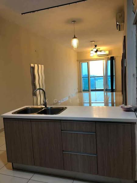 Condominium for Rent at Sri Putramas III / Royal Regent - KC Lee - Kitchen - PropertyGuru.com.my