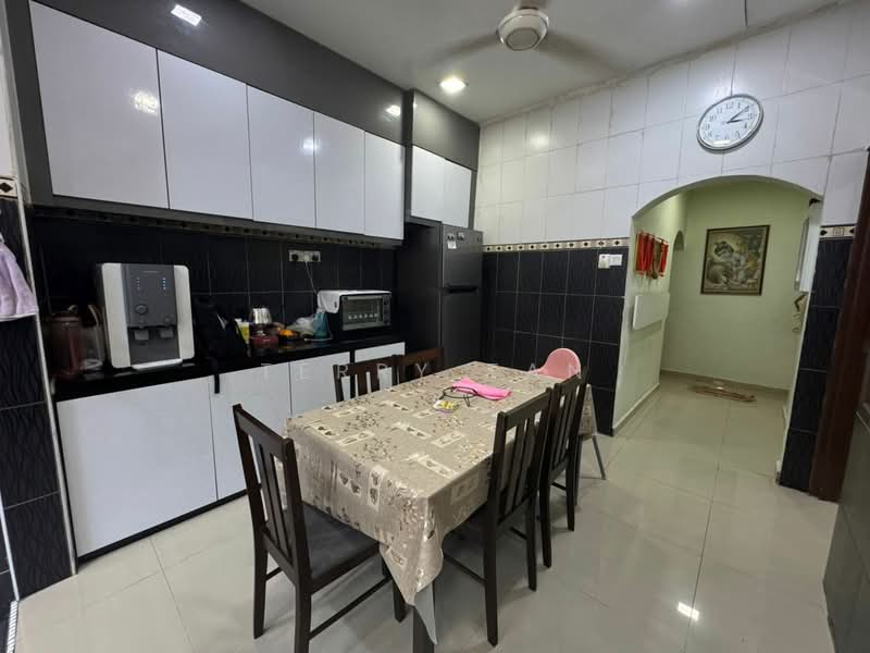 Rumah Teres 1 Tingkat untuk Dijual di Taman Puteri Wangsa (Ulu Tiram) - Terry Tan - Kitchen - PropertyGuru.com.my