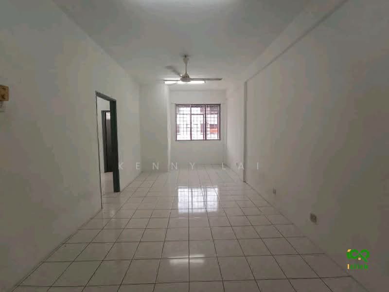 Pangsapuri untuk Disewa di Taman Kasturi - Kenny Lai - Living Room - PropertyGuru.com.my