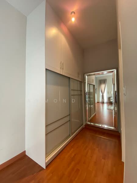 Kondominium untuk Dijual di The Park Residences 1 - Raymond Ling - Corridor - PropertyGuru.com.my